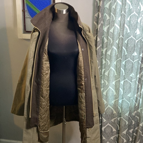 Lauren Ralph Lauren Men's Classic Tan Coat With Removable Quilted Lining - Picture 8 of 15